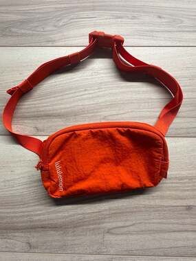 Lululemon Everywhere Belt Bag O/S